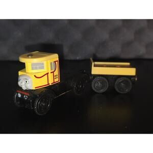 Thomas & Friends Wooden Railway Isabella & Tender Train Tank Engine